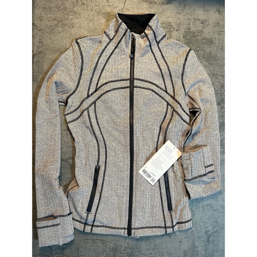 NWT‎ Lululemon size 4 Define Jacket Herringbone (Heathered Black White / Black)